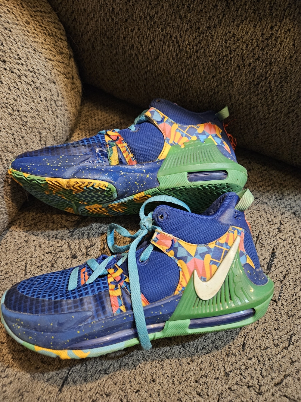 Nike Kids Blue, Green & Multicolor Mesh Basketball Sneakers